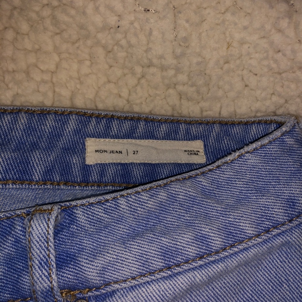Mom Jeans - Picture 5 of 5